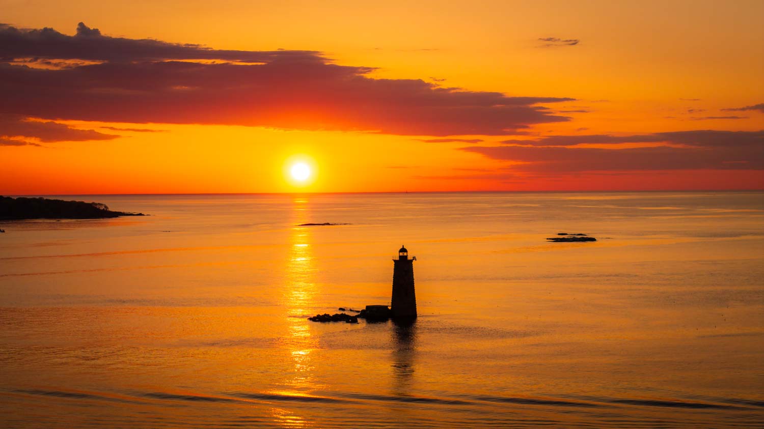 Whaleback Lighthouse at dawn on a May Morning